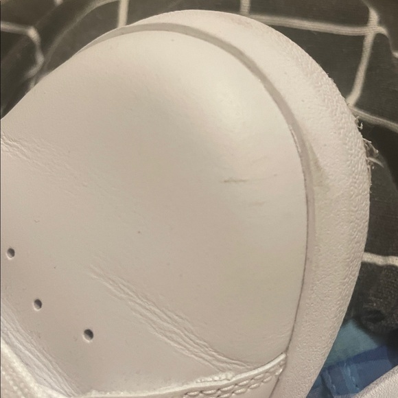 Tory Burch Women’s Howell Court Sneaker - Picture 7 of 11